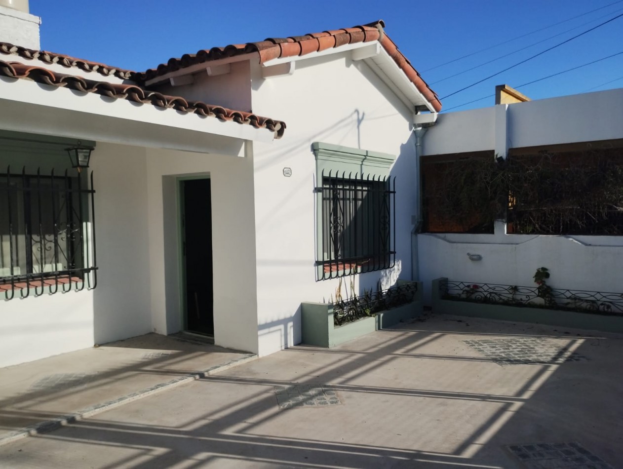 CASA USO PROFESIONAL, ALQUILER, LONGCHAMPS, A 2 CUADRAS DE LA ESTACION, varios destinos