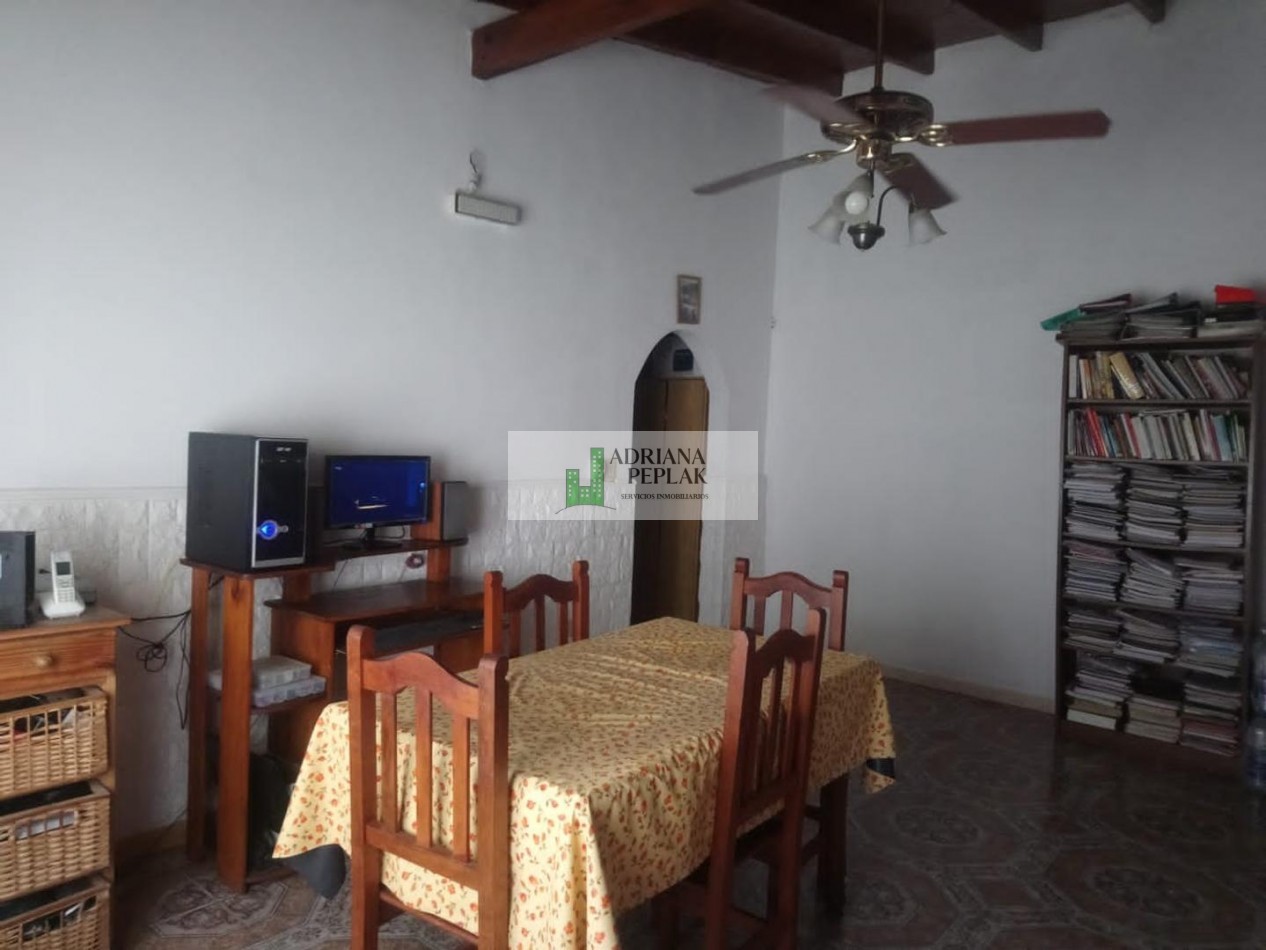 CASA EN VENTA EN ALEJANDRO KORN, A MTS. AV. HIP. YRIGOYEN, EXCELENTE PROPIEDAD